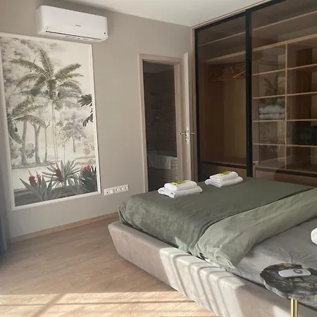 Erkel Estate At Kalvin Ter, 4 People, 2 Bathroom, Free Parking Apartament *