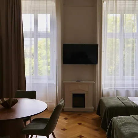 Harmonia Palace דירה *