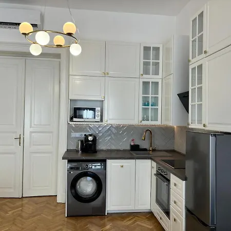 Premium Quiet 2br Brand New Flat In The Heart Of The Апартаменты *