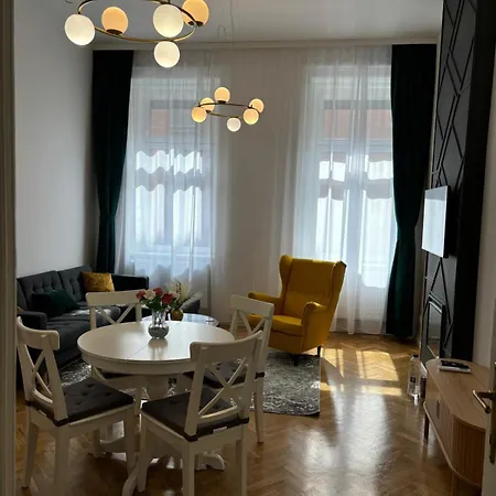 Premium Quiet 2br Brand New Flat In The Heart Of The