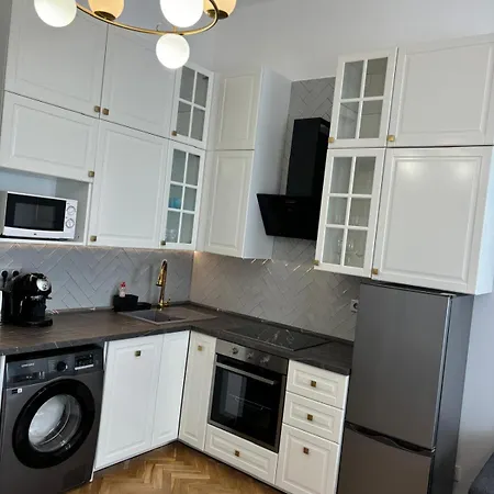 Premium Quiet 2br Brand New Flat In The Heart Of The