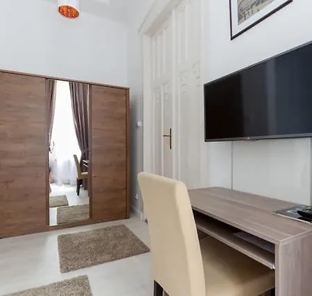 Apartment Vaci Street Downtown Budapest