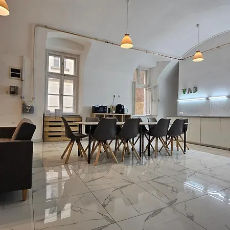 아파트 Endor - 4 Bedrooms, 5 Bathrooms, 1 Livingroom With Kitchen *