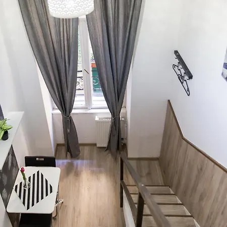 Private Lofts Apartment
