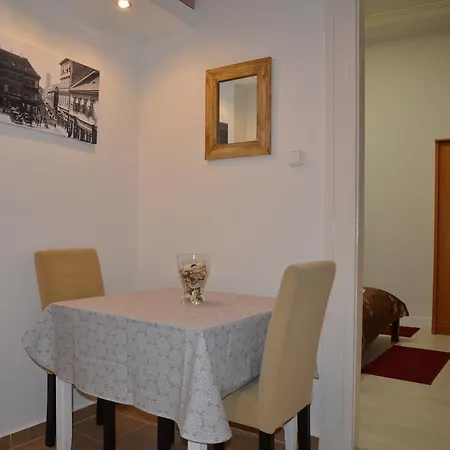 Vaci Street Downtown Apartment Budapest