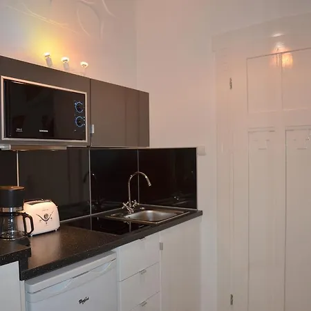 Vaci Street Downtown Apartment *
