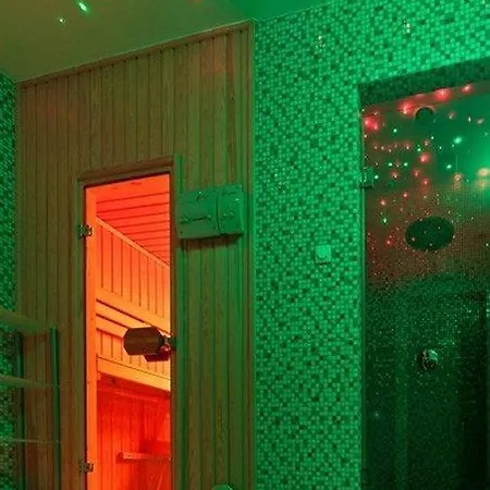 Carat Boutique Hotel 4*