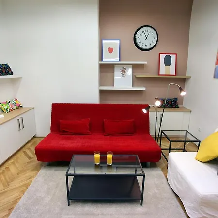 City Rooms Hostel *