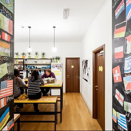 Avenue Hostal Budapest