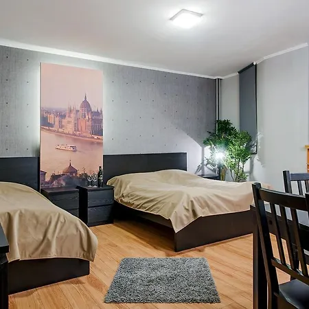 Free Parking, Ac, Wifi In The Center *