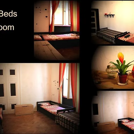 Downtown Hostel *