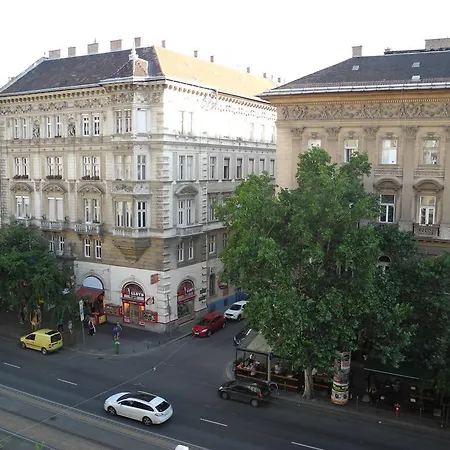 Terez Krt 31 * Budapest