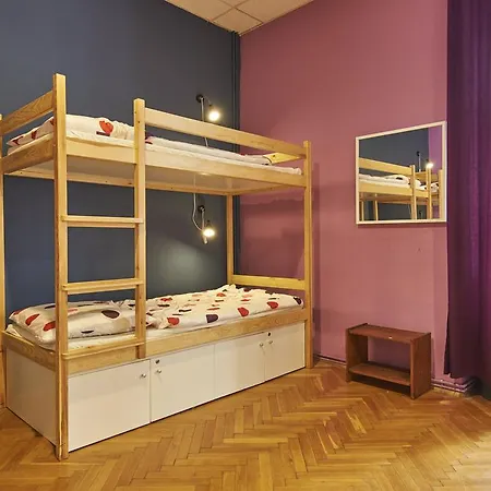 B3 Apartment *