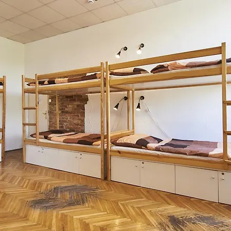 Apartment B3 *