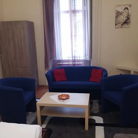 Hostel Walking Bed