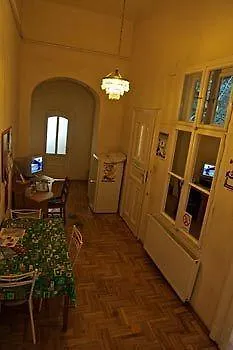 Caterina Private And Budapeszt