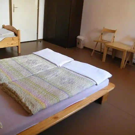 Zrinyi Auberge de jeunesse *