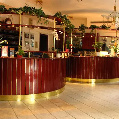 Hotell Polus