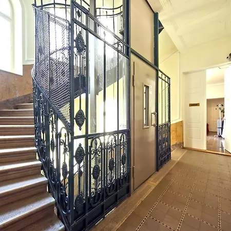 Aparthotel Amber Terrace Downtown 3*