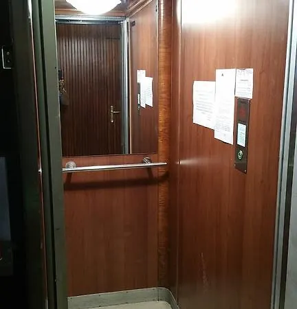 Apartment River's Crown Budapest
