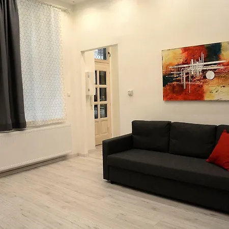 Apartment Kiraly Art *