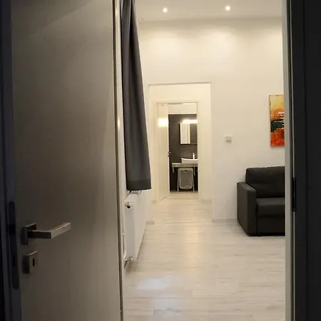 Apartment Kiraly Art *