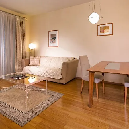 Otel Mamaison Izabella 4*