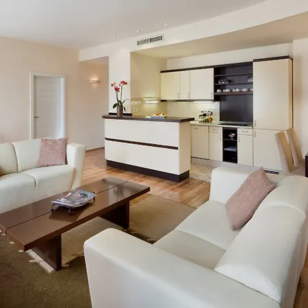 Otel Mamaison Izabella Budapeşte