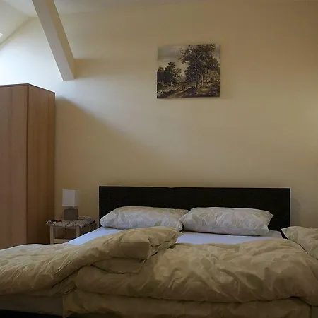 Πανσιόν Garden House Βουδαπέστη
