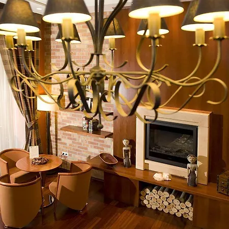 Otel Mamaison Izabella 4*