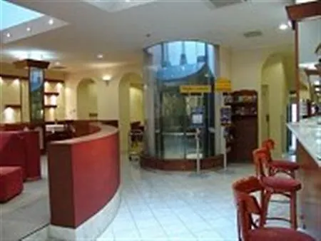 Star City Hotel