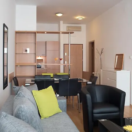 With Big Terrace Apartament