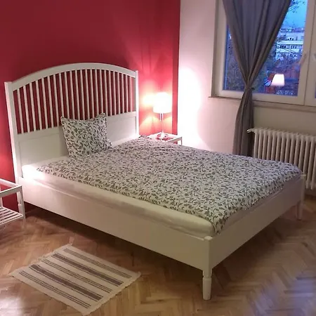 Budanest Apartment