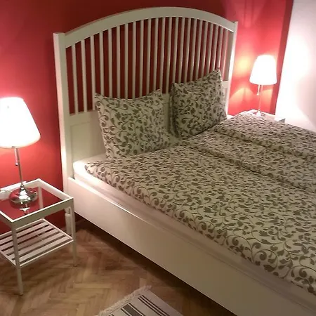 Budanest Apartment *