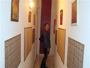 Pensionat Opera 2*