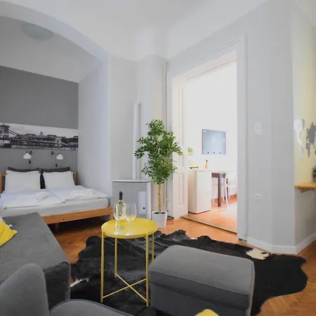 Standard By Hi5 - Chainbridge Apartamento *