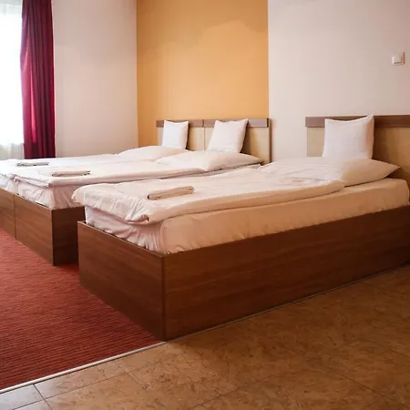 Silver Center 3* Budapest