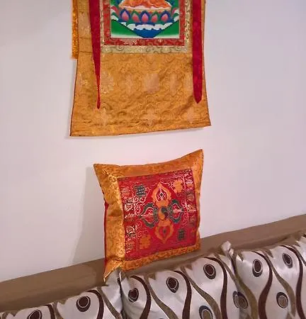 Samadhi Buddhist Center Homestay