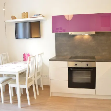 Two Bedroom At Bajcsy * Budapest