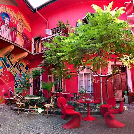 Santico Art And Отель 2*