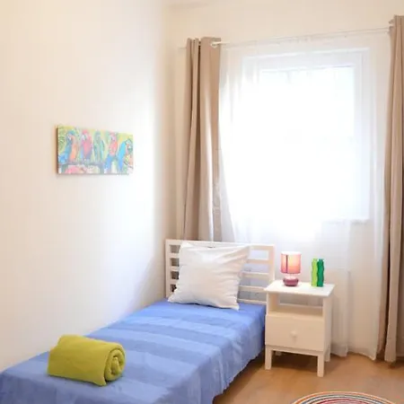 Two Bedroom At Bajcsy Budapest