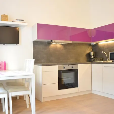 Appartamento Two Bedroom At Bajcsy Budapest