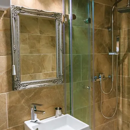 Deak Ferenc Square Fashion Apartamento *