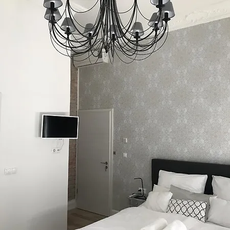 Balance Green Door 7 * Budapest