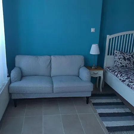 Budanest * Budapest