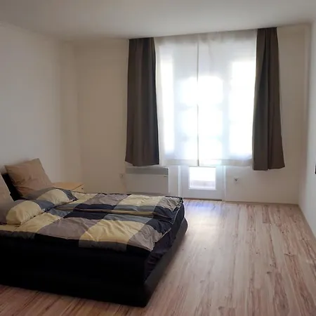 Nexus Wifi & Ac For Up To 22 Apartman