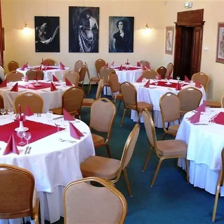 Unio Superior Hotel 3*