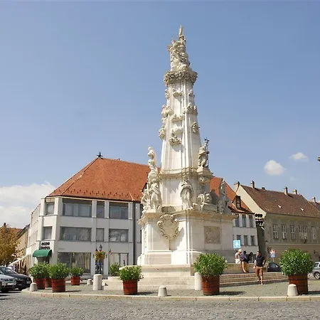Hotel Burg 3*