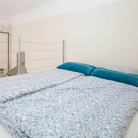 Mentha Apartment *