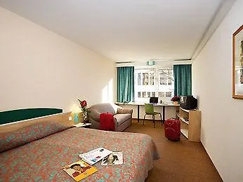 Ibis Vaci Ut